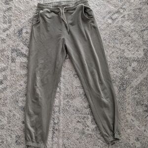 Vuori Joggers